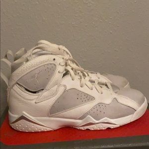 white jordan’s 23/ good condition